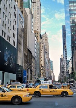 418px-NYC_taxis