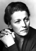 220px-Pearl_Buck_(Nobel)