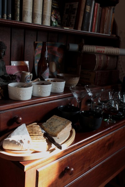 thanksgiving-sideboard